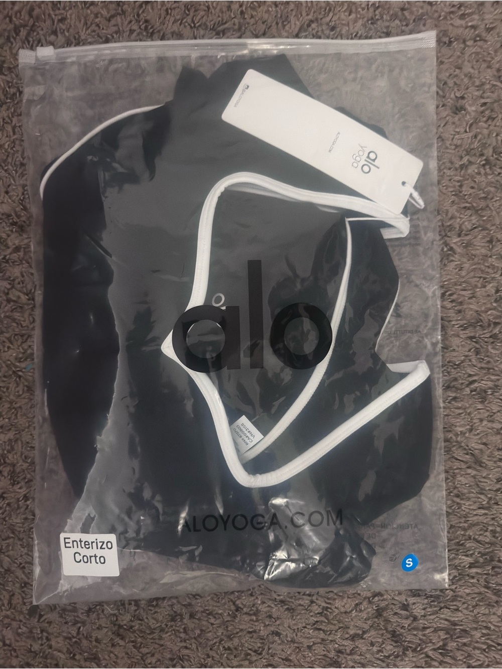 ALO Yoga Black Romper with White Trim - Picture 3 of 3